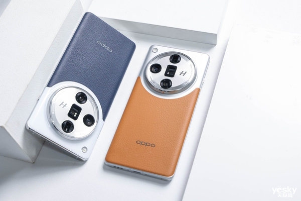 OPPO Find  X7 Ultra打造时光美学，双色拼接设计再现经典
