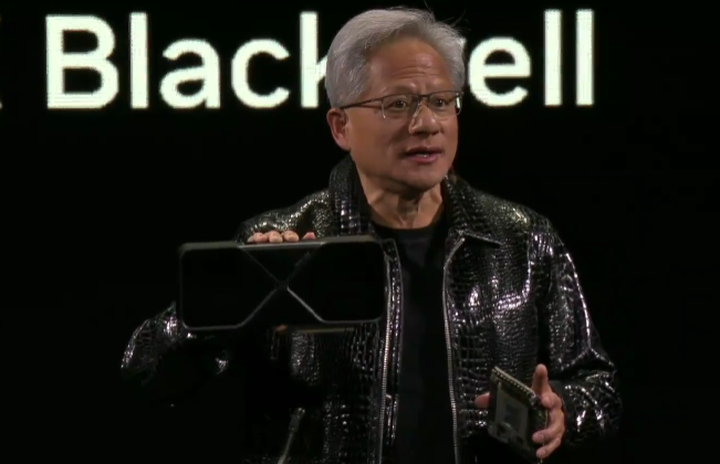 你的游戏画面有15/16都是AI“算”出来的 RTX 50系显卡简评