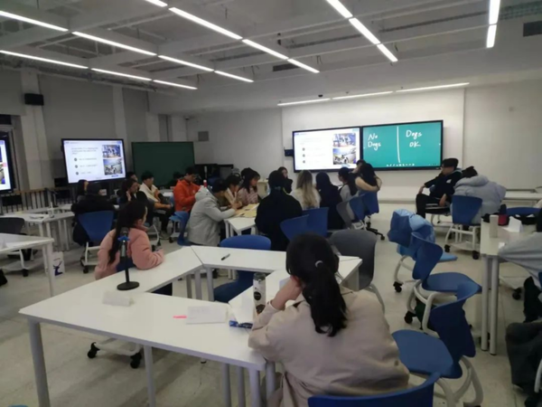 锐捷研讨型智慧教室市场占有率第一!