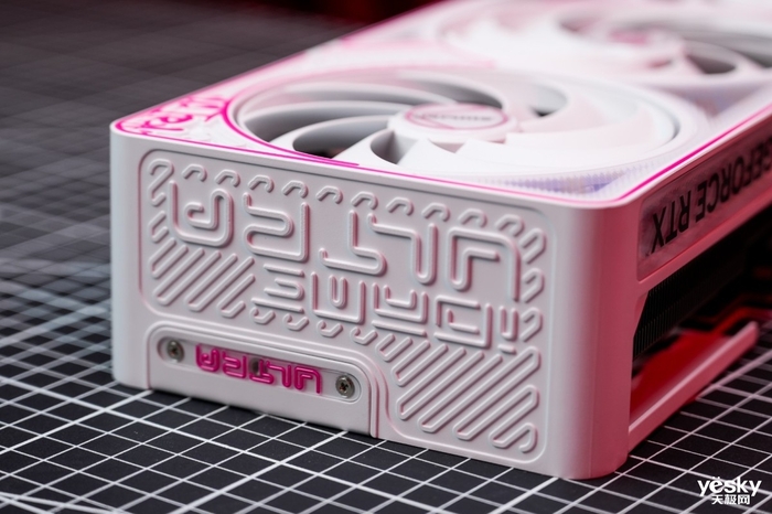 既能2K通吃 又可4K畅玩 iGame GeForce RTX 5070 Ti Ultra W OC评测