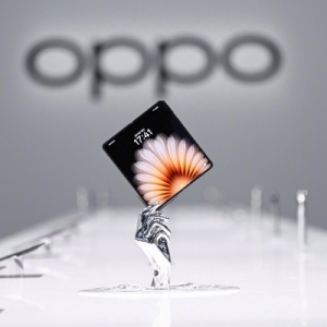 天穹架构登陆折叠机，OPPO Find N5挑战折叠屏轻薄新极限