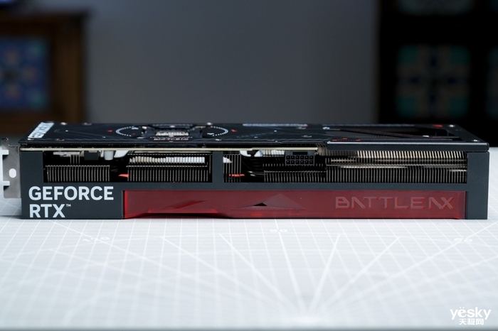 为2K游戏带来可靠性能 七彩虹战斧GeForce RTX 5070 豪华版 12GB评测