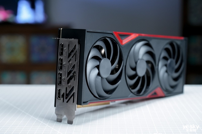 为2K游戏带来可靠性能 七彩虹战斧GeForce RTX 5070 豪华版 12GB评测