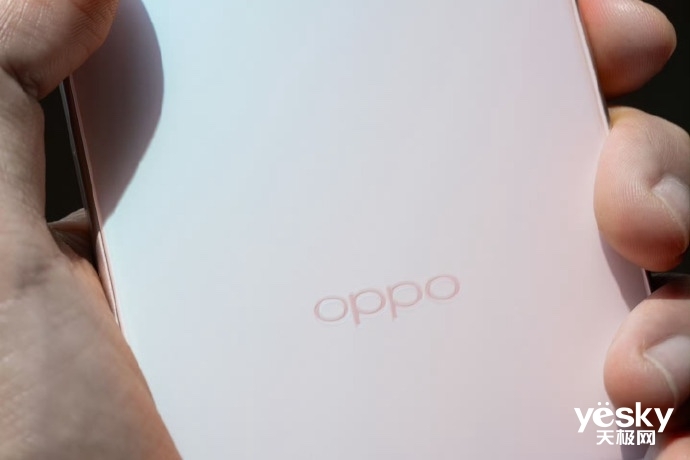 OPPO 定档 4 月发布 Ultra 旗舰、新一代平板、手表、耳机新品