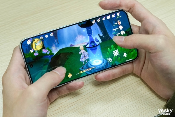 小屏≠妥协！OPPO Find X8s如何用6.3英寸机身塞下全能旗舰体验？